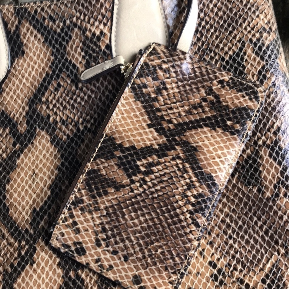 Charming Charlie Brown Snakeskin Tote with Wristlet and Strap - Picture 3 of 8